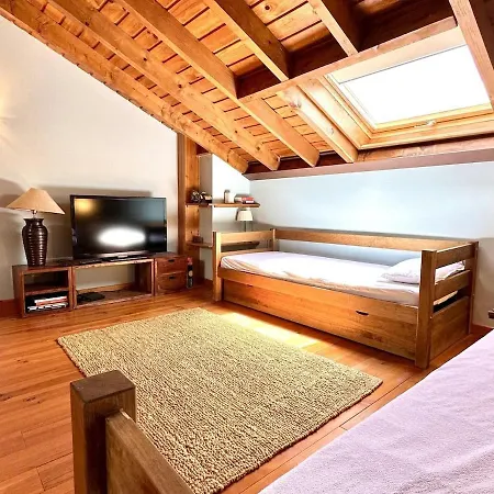 בית נופש Estavar, Cerdanya, Casa Con Piscina Comunitaria Estavar